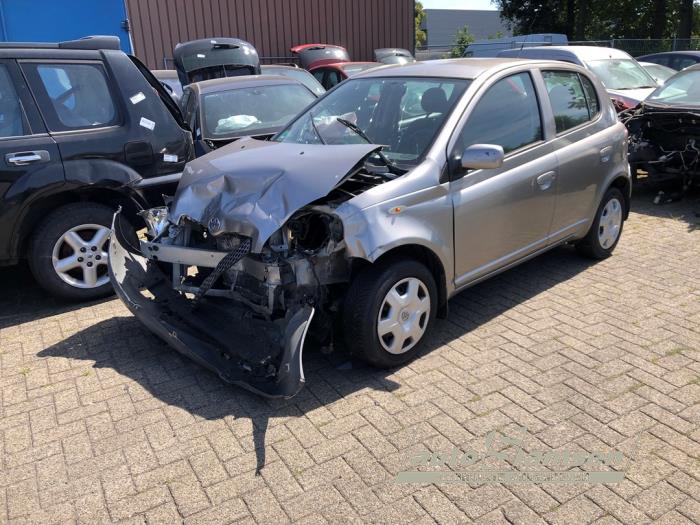 Toyota Yaris 1.3 16V VVT-i  (Sloop)