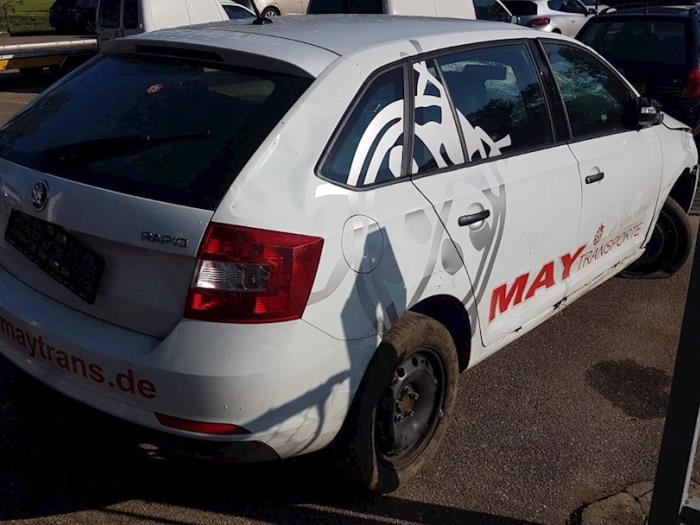 Skoda Rapid 1.6 TDI 16V Sloopvoertuig (2017, Wit)