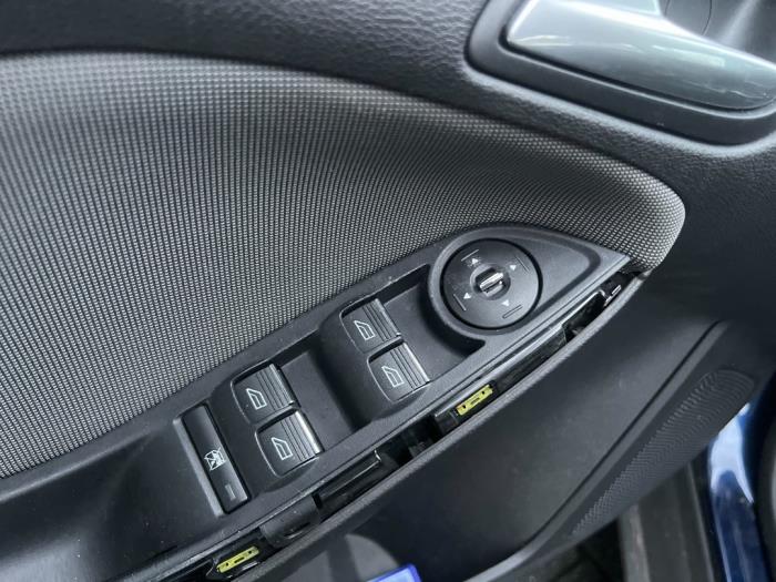 Ford Focus 3 Wagon 1.6 SCTi 16V Sloopvoertuig (2012, Blauw)