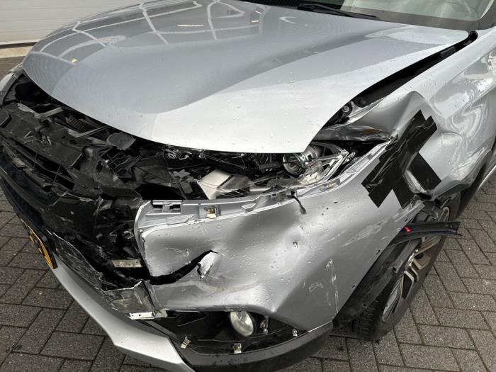 Mitsubishi Outlander 2.0 16V 4x2 Schadevoertuig (2017, Grijs)