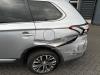 Mitsubishi Outlander 2.0 16V 4x2 Schadevoertuig (2017, Grijs)