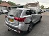 Mitsubishi Outlander 2.0 16V 4x2 Schadevoertuig (2017, Grijs)