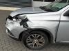 Mitsubishi Outlander 2.0 16V 4x2 Schadevoertuig (2017, Grijs)
