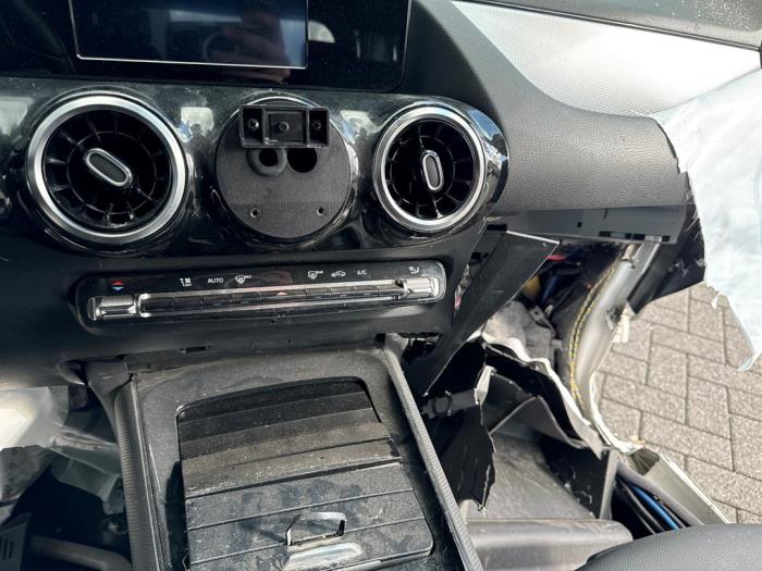 Mercedes B 2.0 B-200d Sloopvoertuig (2021, Wit)