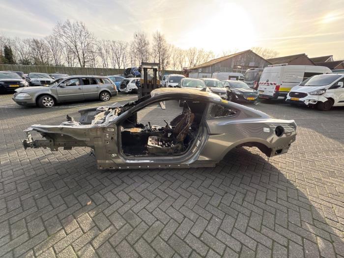 Ford Usa Mustang VI Fastback 2.3 EcoBoost 16V Sloopvoertuig (2021, Grijs)