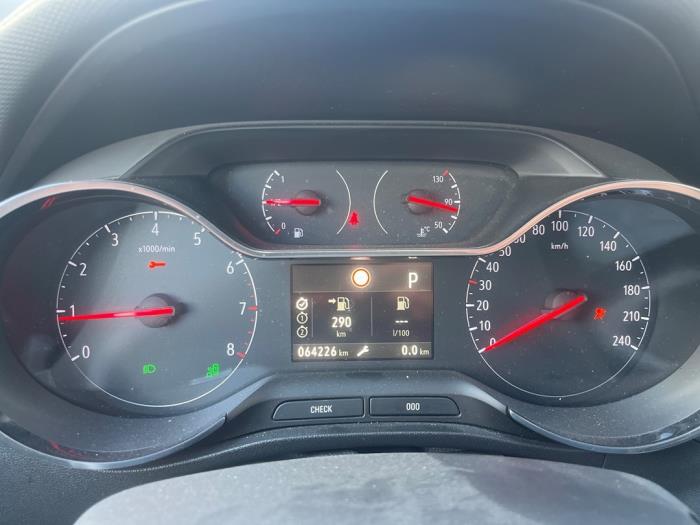 Opel Crossland 1.2 Turbo 12V Schadevoertuig (2019, Blauw)