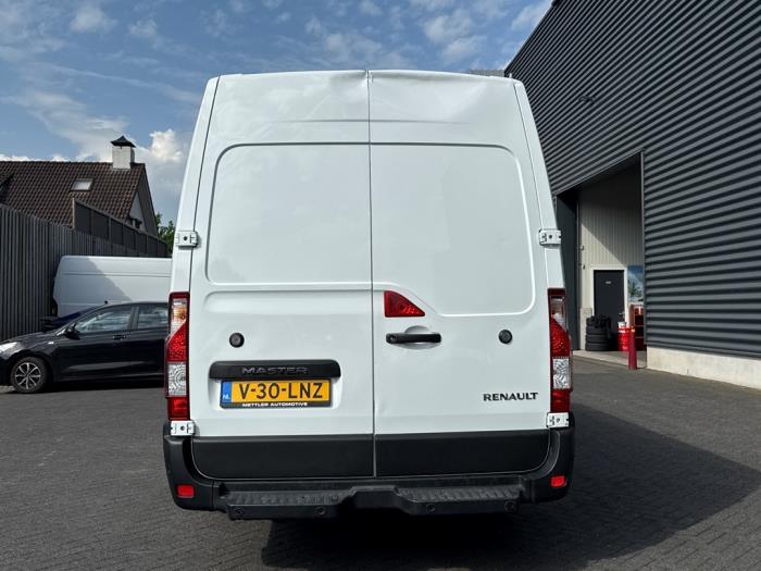 Renault Master Schadevoertuig (2022)