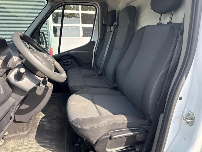 Renault Master Schadevoertuig (2022)