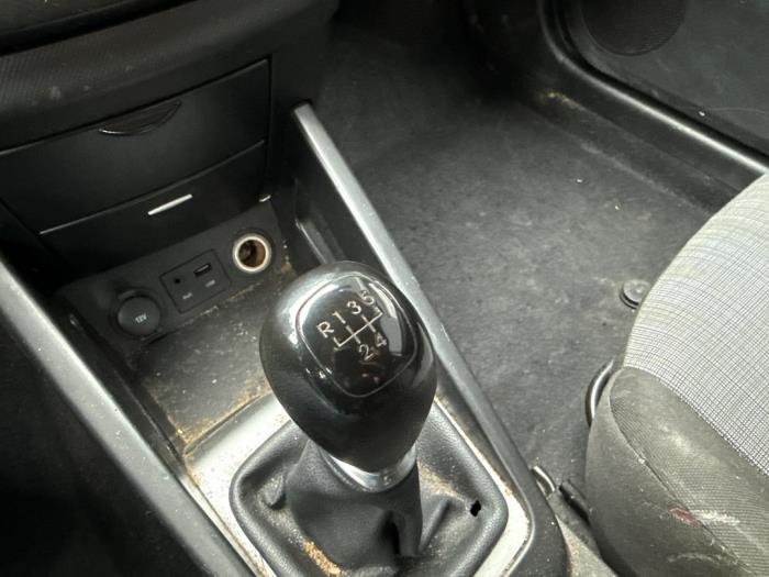 Kia Pro cee'd 1.4 CVVT 16V Schadevoertuig (2010, Grijs)