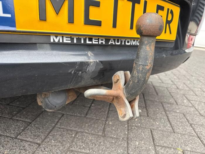 Kia Pro cee'd 1.4 CVVT 16V Schadevoertuig (2010, Grijs)