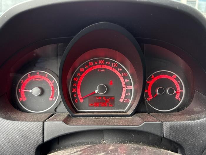 Kia Pro cee'd 1.4 CVVT 16V Schadevoertuig (2010, Grijs)