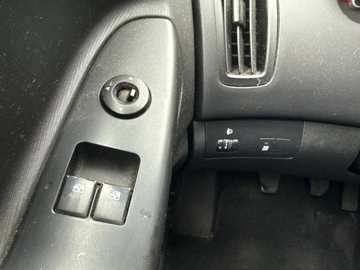 Kia Pro cee'd 1.4 CVVT 16V Schadevoertuig (2010, Grijs)