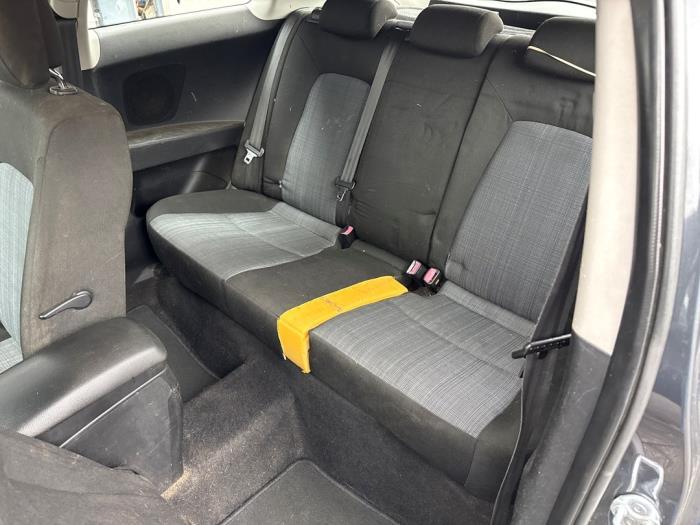 Kia Pro cee'd 1.4 CVVT 16V Schadevoertuig (2010, Grijs)