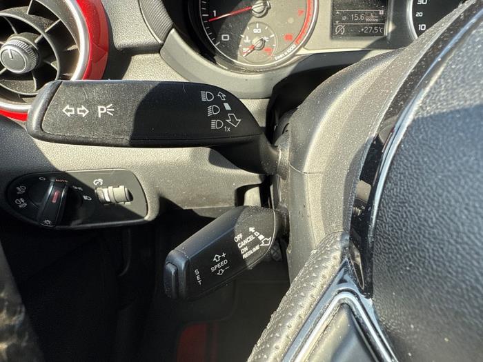 Audi A1 Sportback 1.2 TFSI Schadevoertuig (2012, Rood)