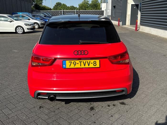 Audi A1 Sportback 1.2 TFSI Schadevoertuig (2012, Rood)