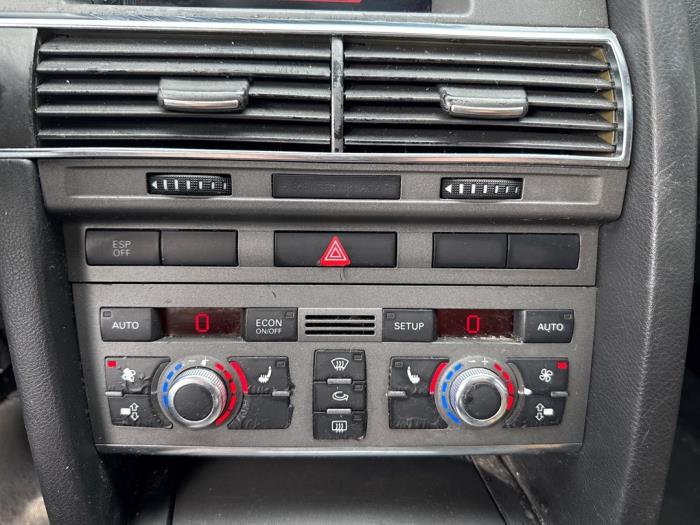 Audi A6 Avant 3.2 V6 24V FSI Sloopvoertuig (2005, Grijs)