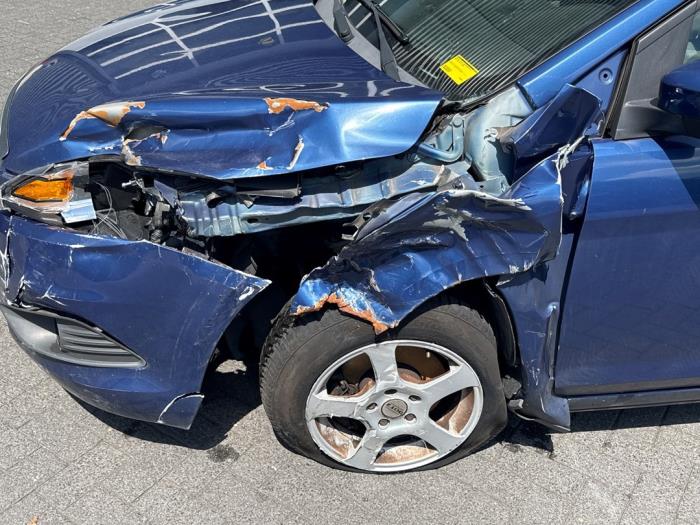 Ford Focus 2 1.6 16V Schadevoertuig (2008, Blauw)