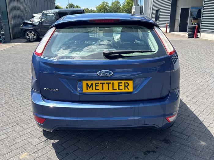 Ford Focus 2 1.6 16V Schadevoertuig (2008, Blauw)