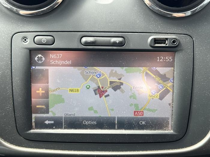 Dacia Sandero II 0.9 TCE 12V Schadevoertuig (2015, Wit)