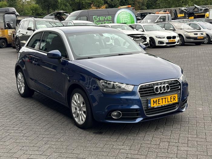 Audi A1 1.4 TFSI 16V 122 Schadevoertuig (2011, Blauw)
