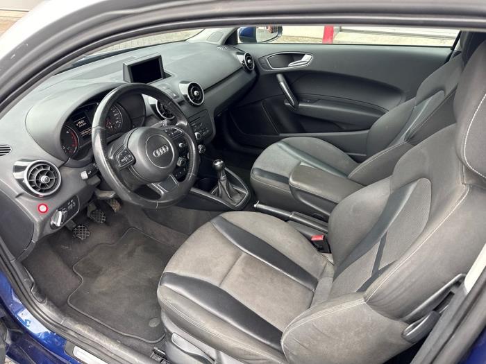 Audi A1 1.4 TFSI 16V 122 Schadevoertuig (2011, Blauw)