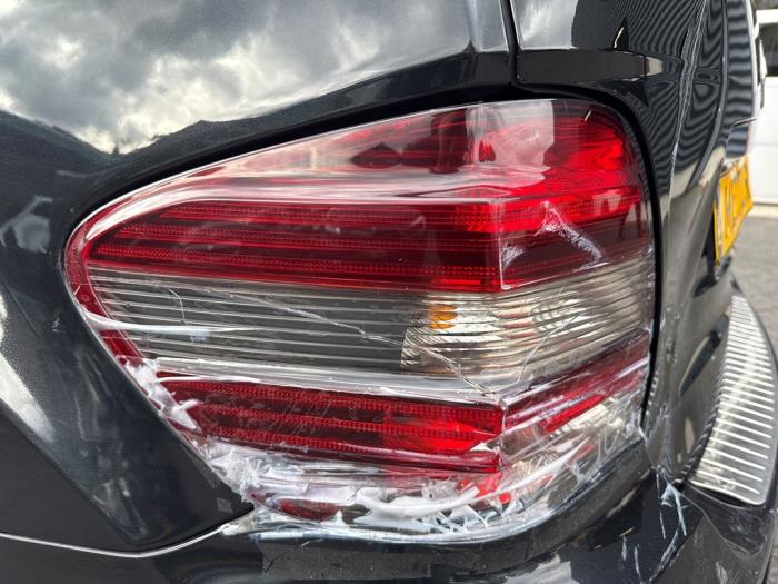 Mercedes ML II 3.0 ML-280 CDI 4-Matic V6 24V Schadevoertuig (2006, Zwart)