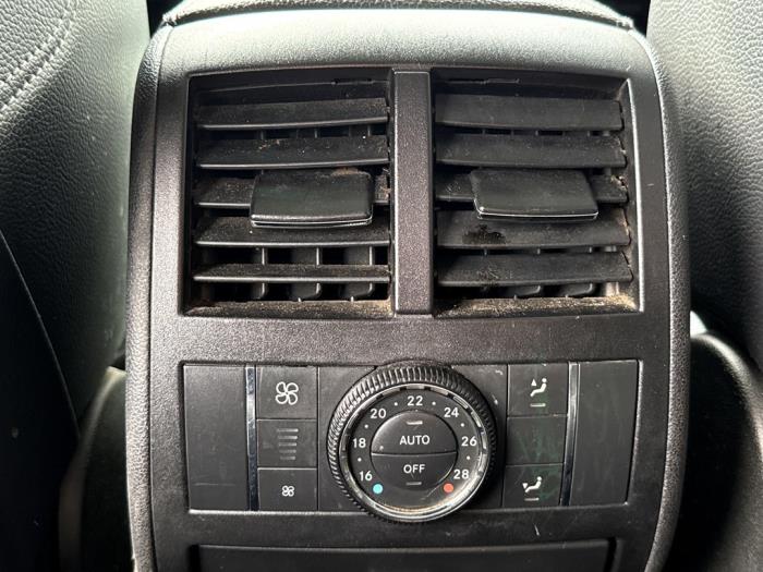 Mercedes ML II 3.0 ML-280 CDI 4-Matic V6 24V Schadevoertuig (2006, Zwart)