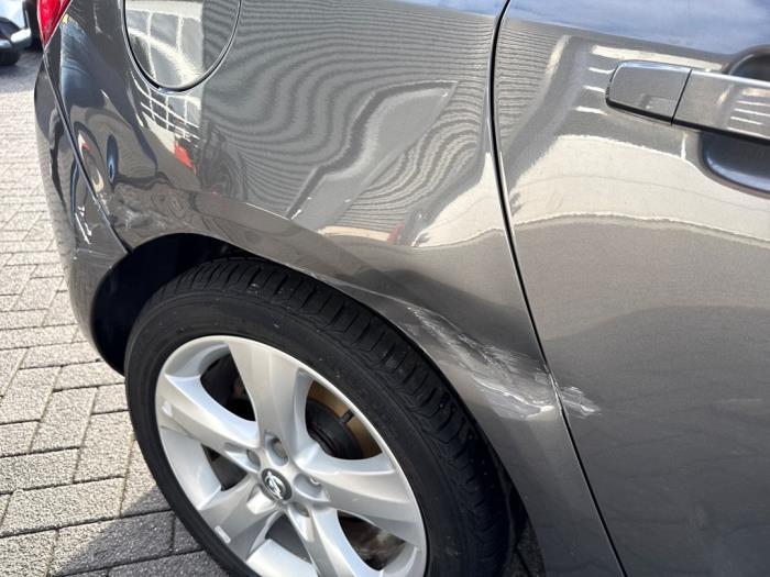 Opel Astra J 1.4 Turbo 16V Schadevoertuig (2011, Grijs)