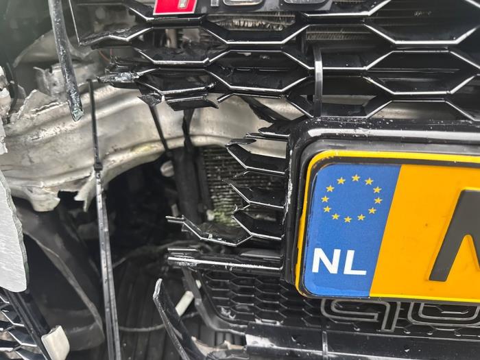 Audi RS 6 Avant 4.0 V8 TFSI 32V Schadevoertuig (2015, Grijs)