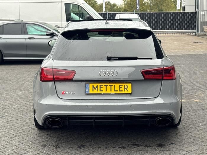 Audi RS 6 Avant 4.0 V8 TFSI 32V Schadevoertuig (2015, Grijs)