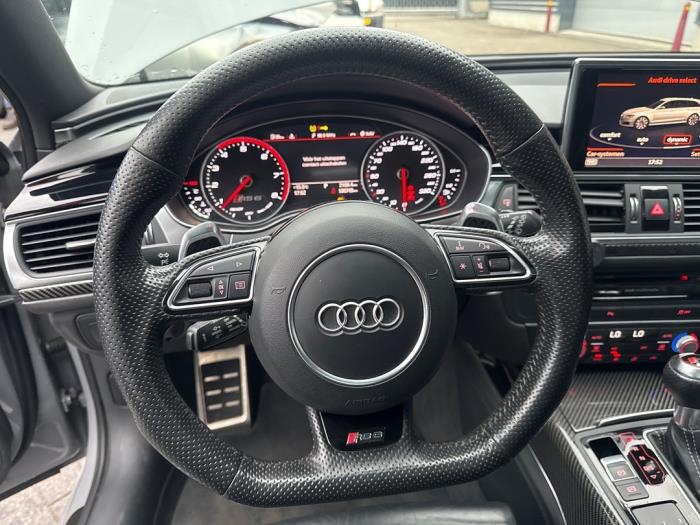 Audi RS 6 Avant 4.0 V8 TFSI 32V Schadevoertuig (2015, Grijs)