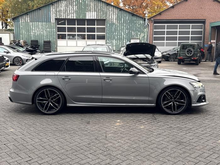 Audi RS 6 Avant 4.0 V8 TFSI 32V Schadevoertuig (2015, Grijs)