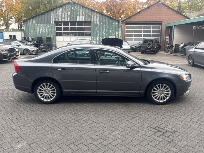 Volvo S80 2.4 D 20V Schadevoertuig (2008, Grijs)