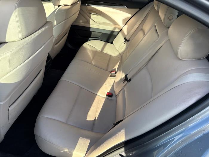 BMW 5 serie 523i 24V Schadevoertuig (2010, Grijs)