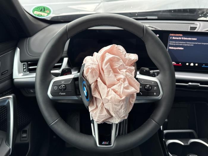 BMW X1 xDrive 30e 1.5 TwinPower Turbo 12V Schadevoertuig (2025)