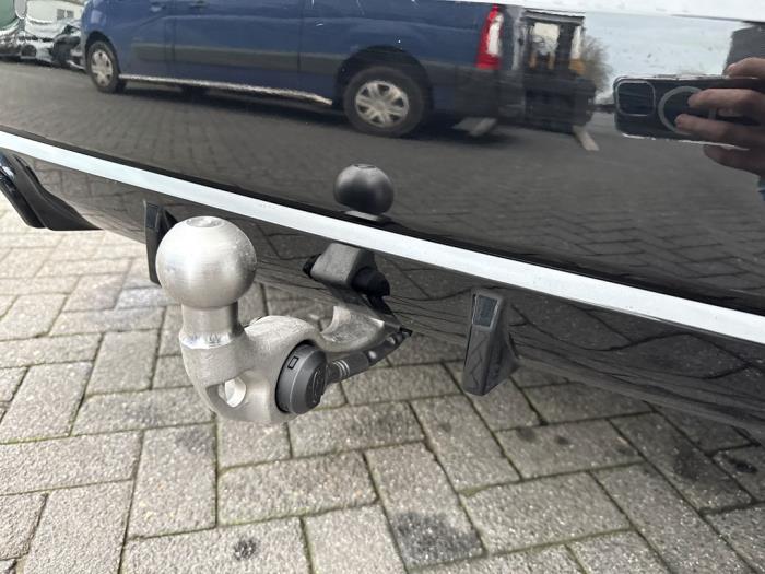 BMW X1 xDrive 30e 1.5 TwinPower Turbo 12V Schadevoertuig (2025)