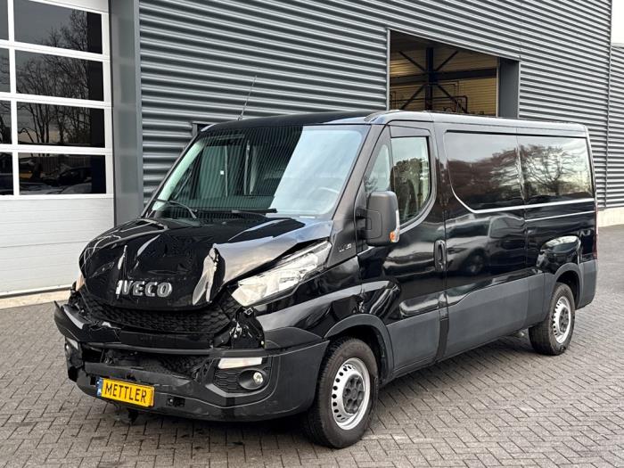 Iveco New Daily VI 33S13, 35C13, 35S13 Schadevoertuig (2016, Graniet)