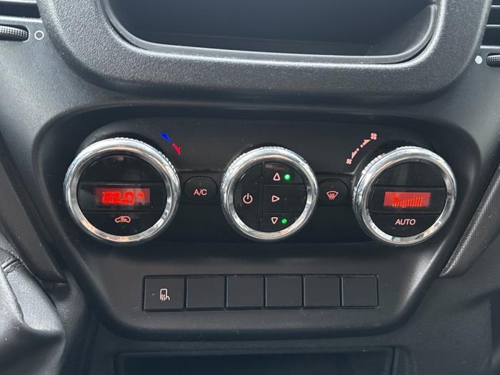 Iveco New Daily VI 33S13, 35C13, 35S13 Schadevoertuig (2016, Graniet)