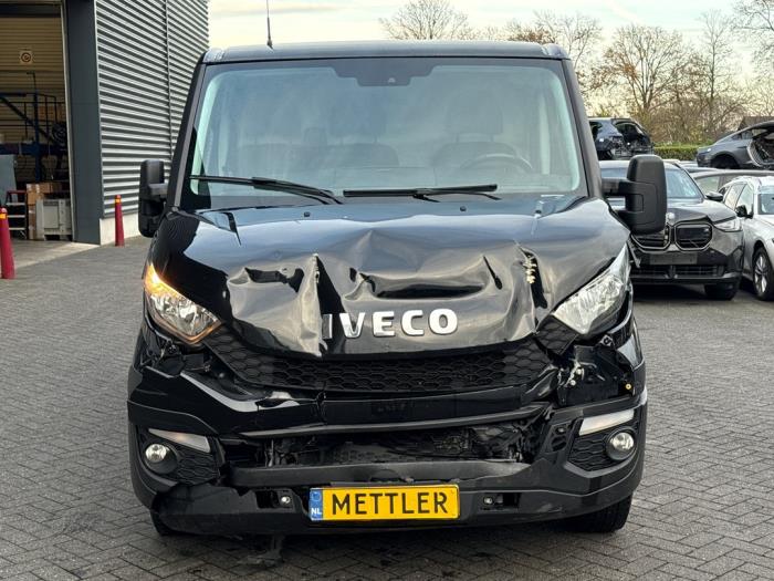 Iveco New Daily VI 33S13, 35C13, 35S13 Schadevoertuig (2016, Graniet)