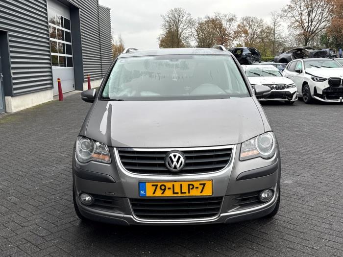 Volkswagen Touran 1.4 16V TSI 140 Schadevoertuig (2010, Grijs)