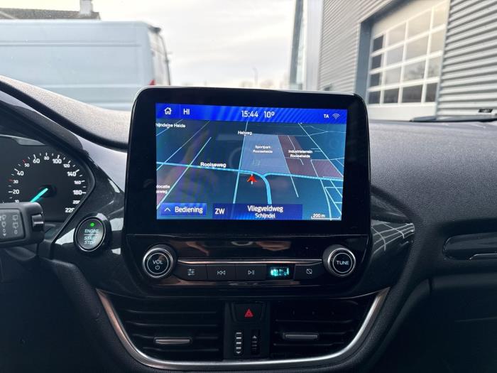 Ford Fiesta 7 1.0 EcoBoost 12V Hybrid 125 Schadevoertuig (2021, Grijs)