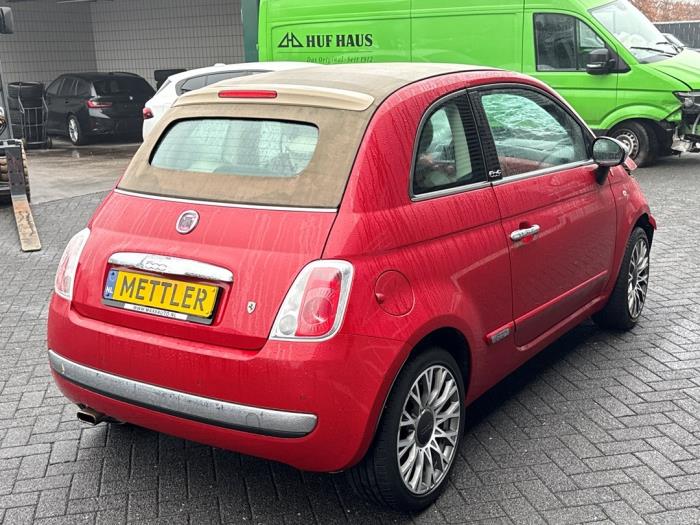Fiat 500C 1.2 69 Schadevoertuig (2010, Rood)