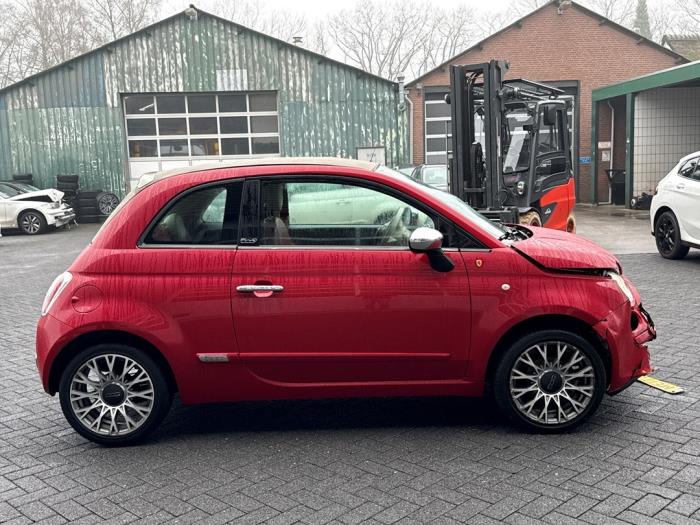 Fiat 500C 1.2 69 Schadevoertuig (2010, Rood)