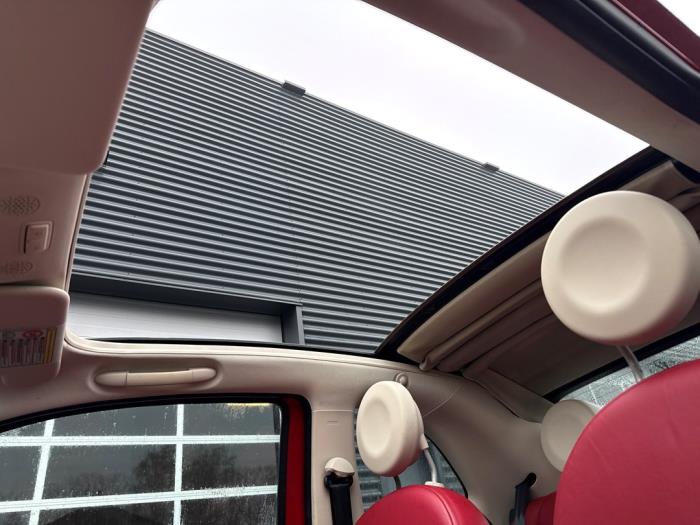 Fiat 500C 1.2 69 Schadevoertuig (2010, Rood)