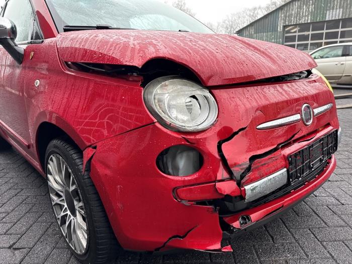 Fiat 500C 1.2 69 Schadevoertuig (2010, Rood)