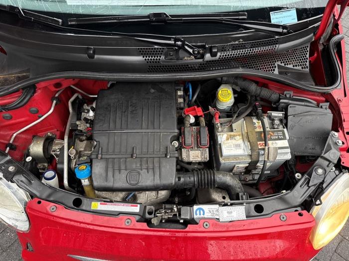 Fiat 500C 1.2 69 Schadevoertuig (2010, Rood)