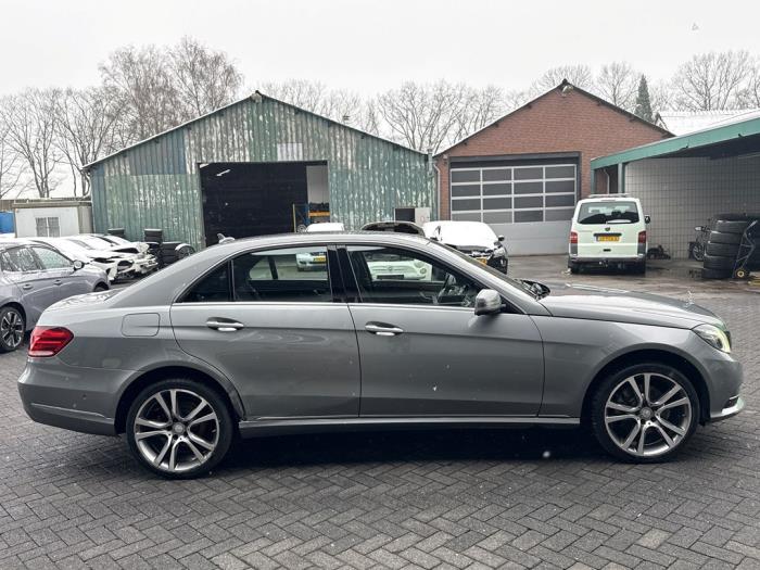 Mercedes E E-350 CGI V6 24V BlueEfficiency Schadevoertuig (2014, Grijs)