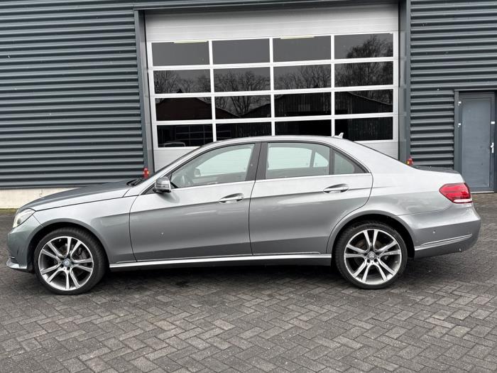Mercedes E E-350 CGI V6 24V BlueEfficiency Schadevoertuig (2014, Grijs)
