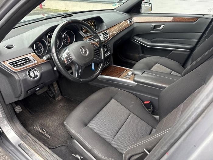 Mercedes E E-350 CGI V6 24V BlueEfficiency Schadevoertuig (2014, Grijs)