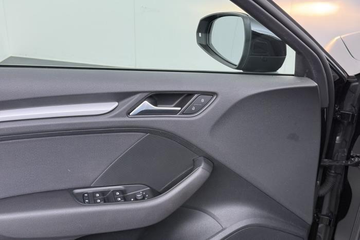Audi A3 Sportback 1.4 TFSI ACT Ultra 16V Schadevoertuig (2016, Zwart)